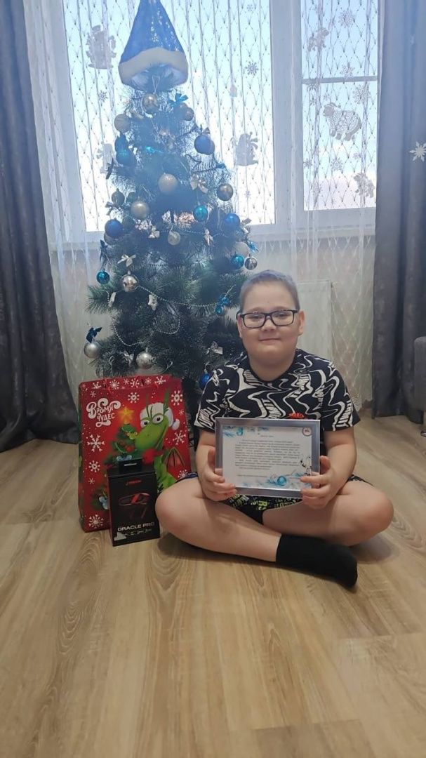 Айсен Николаев исполнил новогоднюю мечту мальчика Вани из Якутии, проходящего лечение в Краснодаре