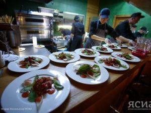 Снятие ограничений для ресторанов и кафе в Якутии будет зависеть от эпидситуации