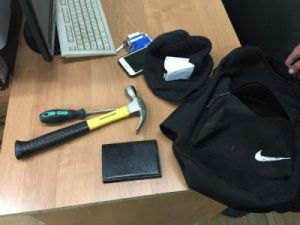 Якутске двое молодых людей обокрали восемь киосков одной торговой сети