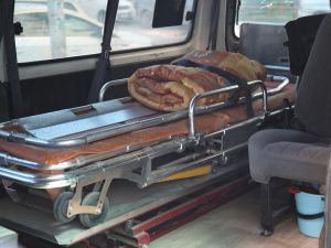 В Якутске появилась социальная служба такси для лежачих больных и людей на коляске