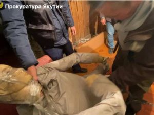 В Верхоянском улусе вынесен приговор мужчине, который зарезал знакомого