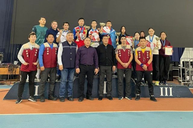 Сунтарский спортсмен стал чемпионом Якутии по национальному многоборью среди юниоров