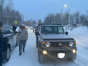 В Алдане водитель внедорожника наехал на девочку на пешеходном переходе
