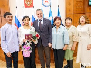 Матерям Якутии вручили госнаграды с денежным вознаграждением до одного миллиона рублей