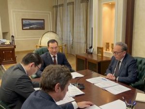 Развитие морского порта Тикси обсудили на совещании под руководством главы Якутии