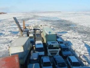 Министр настоятельно просит…