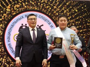 Лучшие спортсмены по национальным видам награждены ассоциацией «Сахаада-спорт»