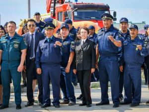 Новые пожарные машины переданы районным подразделениям противопожарной службы Якутии