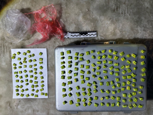 Наркосбытчики попались с поличным: шокирующие подробности задержания