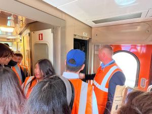 Представители АК «ЖДЯ»  приняли участие в торжественной линейке Нижне-Бестяхской школы № 1