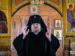 В Лазареву субботу Архиепископ Роман совершил Литургию в Спасском монастыре