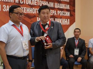 В Якутии проходит Всероссийское соревнование по шашкам памяти Николая Кычкина