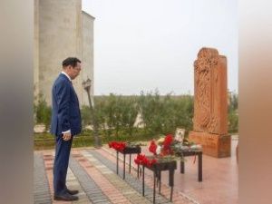 Айсен Николаев посмертно наградил Элбаги Игитяна знаком «Гражданская доблесть»