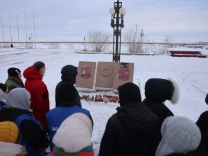 В Якутске организован стихийный мемориал в память о жертвах теракта