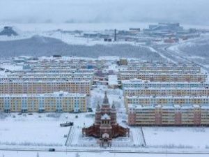 Житель Удачного выпил и оформил липовый больничный, чтобы не ходить на работу. В итоге возбуждено три уголовных дела