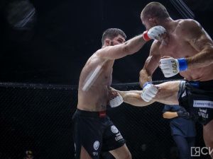 Фоторепортаж: турнир по смешанным единоборствам Eagles FC 53 в Якутске