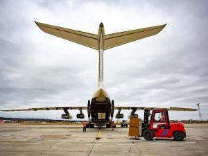 Аэропорт «Якутск»: Ил-76 доставил оборудование для ЯГРЭС-2