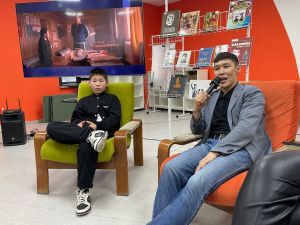 Актеры картины «Триумф» встретились с читателями детской библиотеки Якутска