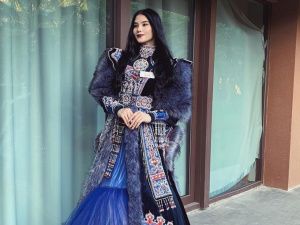 Модельер Августина Филиппова рассказала, как создавала наряд для Натальи Строевой