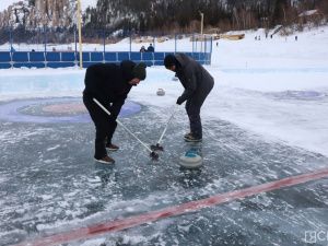 В Якутии провели турнир по кёрлингу с видом на Ленские столбы