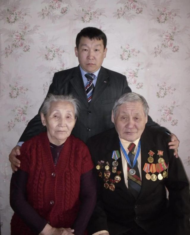 Мэр Якутска: Родители - самые близкие и дорогие нам люди!