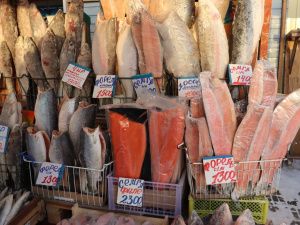 «Свежий забой»: обзор цен на мясо и рыбу в Якутске