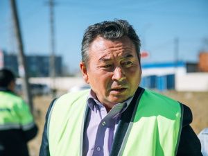 Сардана Авксентьева проверила ремонт столичных дорог