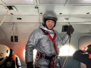 Как космонавты: Спасатели испытали новый спецкостюм