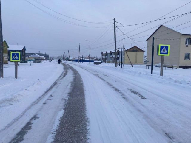 В Мегино-Кангаласском районе школьница получила множественные переломы, попав под колеса автомобиля