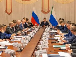 Качество работы с молодежью оценили на заседании совета под руководством полпреда ДФО