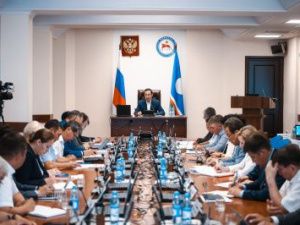 Айсен Николаев объявил о подписании  двух кадровых  указов