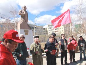 Коммунисты Якутии: Нет — глумлению над памятником Карлу Марксу и одноименным сквером! 