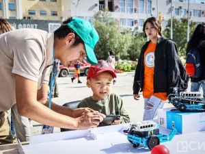 В Якутске организовали фестиваль «СахаЛето с Движением первых»