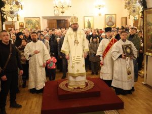 Айсен Николаев принял участие в Рождественской литургии в Преображенском кафедральном соборе