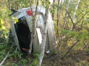 В Намском улусе пьяная школьница села за руль и перевернула машину