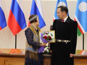 В Якутии хранителям традиционной культуры вручены стипендии главы республики