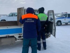 В Якутске будут выявлять и штрафовать водителей, которые выезжают на неокрепший лед. Рейды пройдут до конца ноября