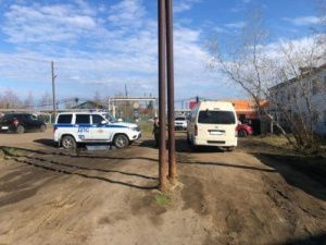 В Нюрбе микроавтобус переехал женщину-пешехода