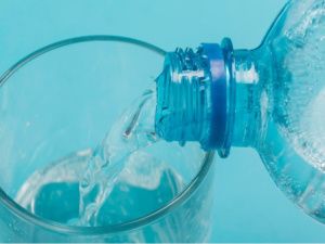 Роспотребнадзор: почти 5% бутилированной воды в Якутии не соответствует нормам