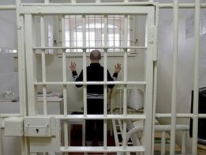 В Якутии убийца, больной туберкулезом, просится на свободу