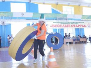 В Якутске прошла семейная эстафета «Веселые старты»  