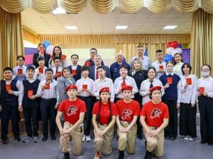 В рамках акции «Мы – граждане России!» юным якутянам вручили паспорта