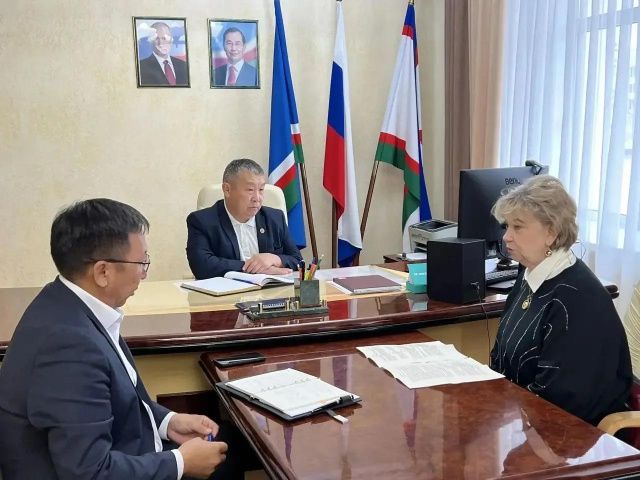 Мэр Якутска встретился с Ириной Котенко