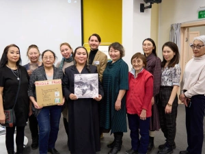 Новый проект Smart-библиотеки "VINIL-Story" и презентация виниловой пластинки Валентины Романовой - Чыскыырай