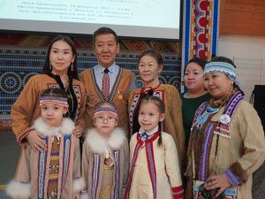 День эвенского языка