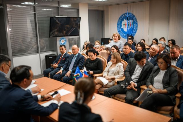 Глава Якутии встретился с предпринимательским сообществом