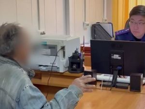 Опубликовано видео с допросом 64-летнего жителя Якутска, подозреваемого в убийстве четырех человек