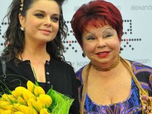 «Ни одного дня не работала, пенсия - 600 долларов»