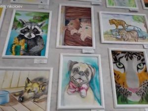 В Докучаевске глава Якутии посетил центр детского творчества и больницу