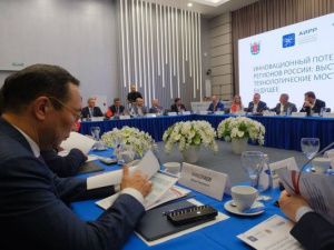 Айсен Николаев: Собственный стандарт кинопоказа усилит технологический суверенитет России